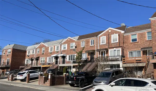 6135 64th ST, Middle Village, NY 11379