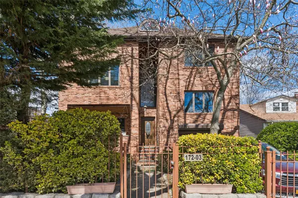 17203 35th AVE, Flushing, NY 11358
