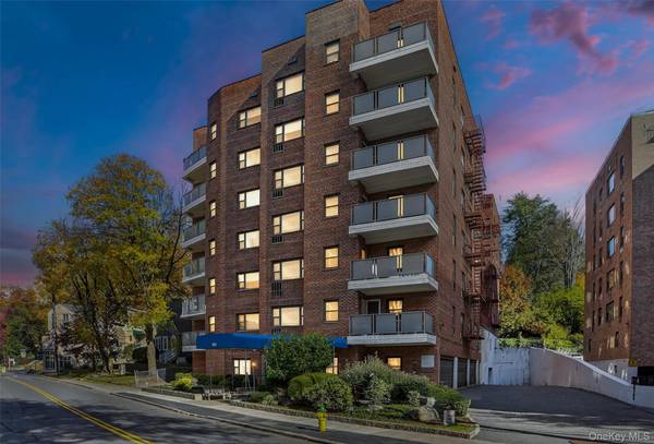 111 E Hartsdale AVE #3E, Hartsdale, NY 10530