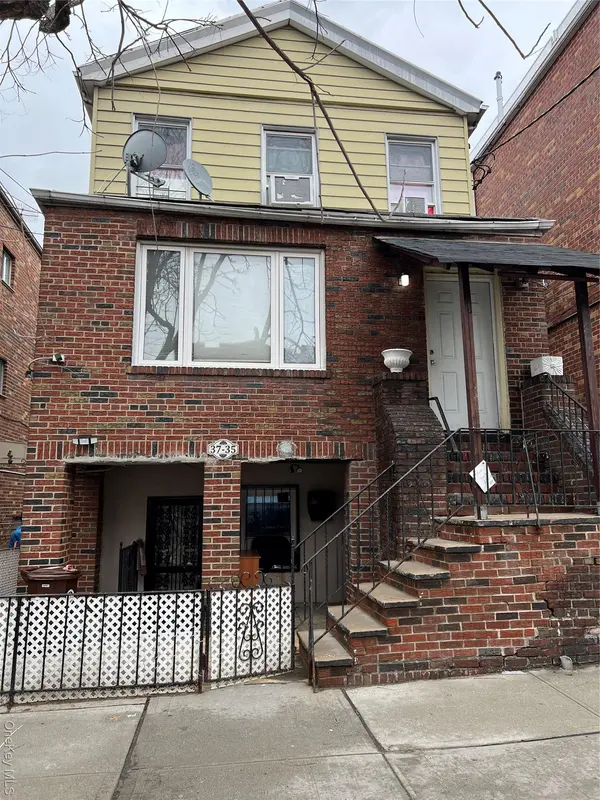 37-35 59th ST, Woodside, NY 11377