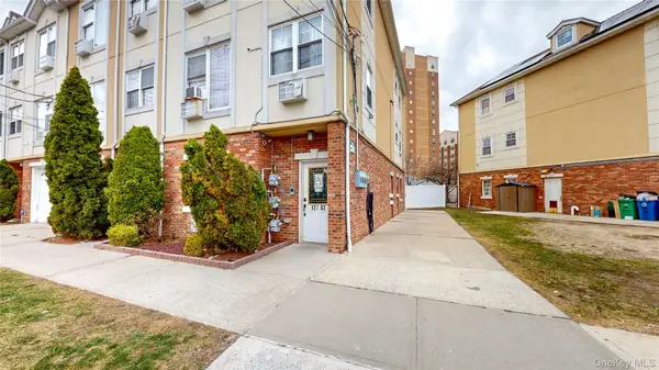 12702 172nd ST, Jamaica, NY 11434