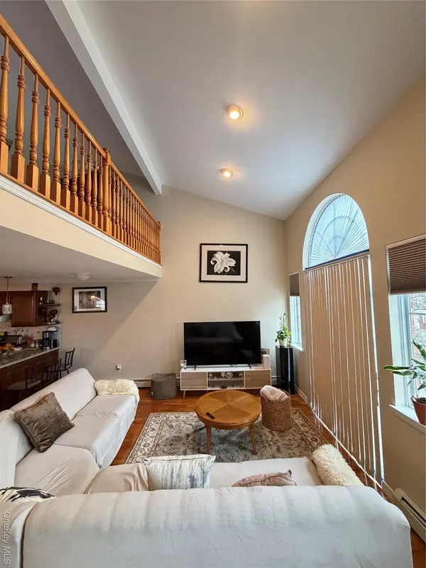 12-19 120th ST, College Point, NY 11356