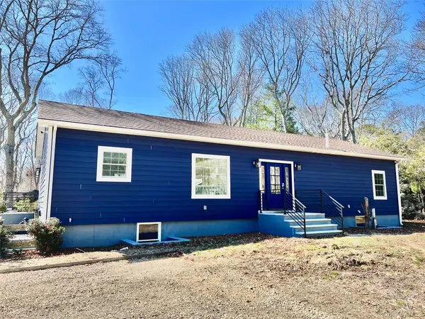 38 Railroad AVE, East Hampton, NY 11937