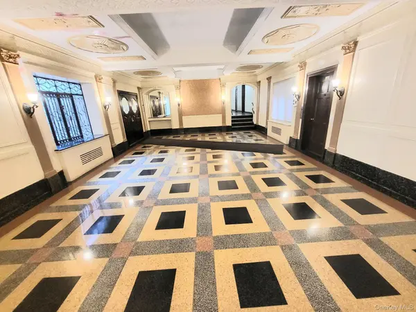 35-40 82nd ST #4C, Jackson Heights, NY 11372
