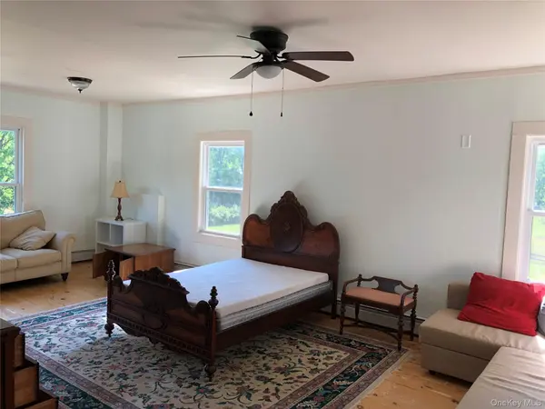 181 Huguenot ST, New Paltz, NY 12561