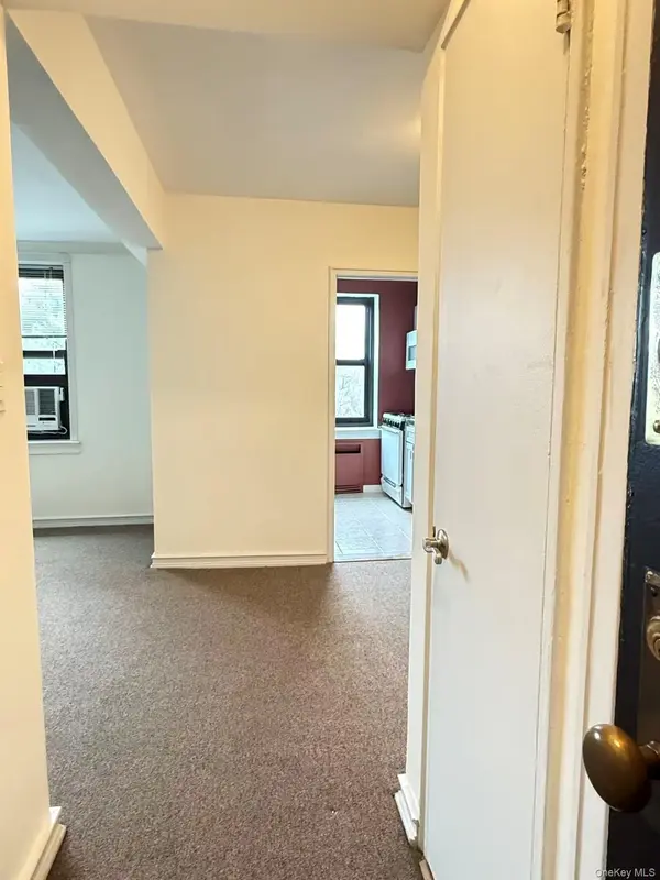 73-11 Bell Blvd #5D, Bayside, NY 11364