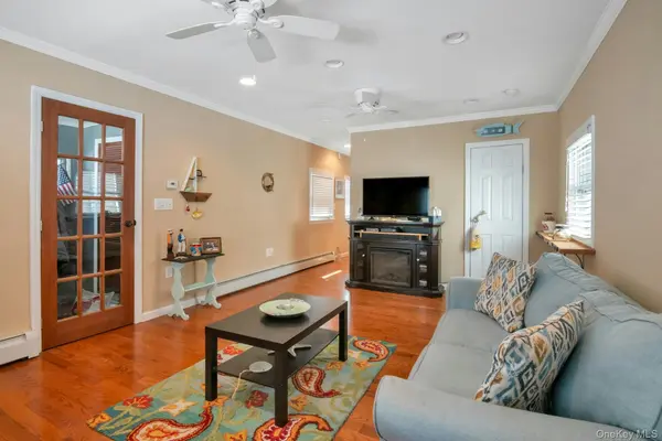 33B Edgewater PARK #33B, Bronx, NY 10465