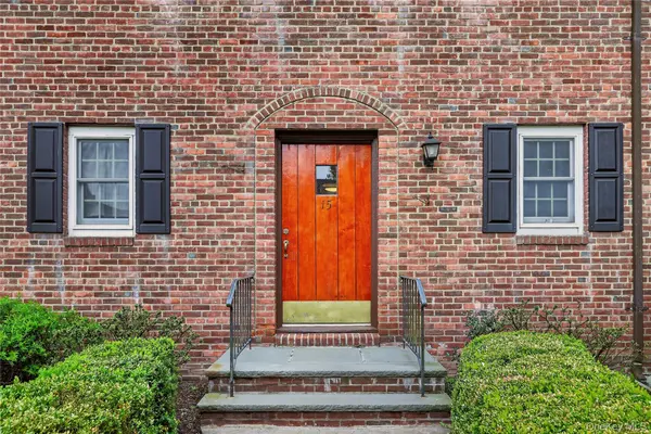 765 N Broadway #15B, Hastings-on-hudson, NY 10706