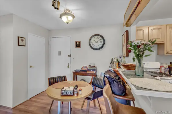 20 Wendell ST #26E, Hempstead, NY 11550