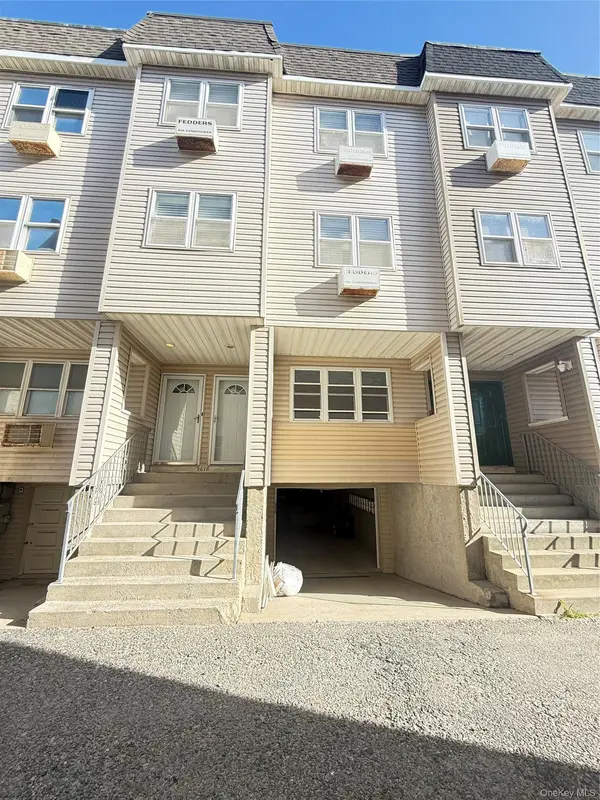 96-18 Shore Front Pkwy, Rockaway Beach, NY 11693