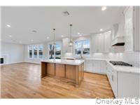 87 West AVE, Hicksville, NY 11801
