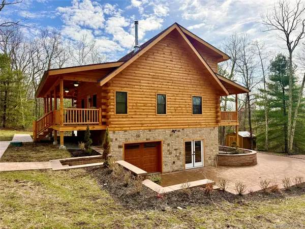 41 Upper Lumber RD, Glen Spey, NY 12737