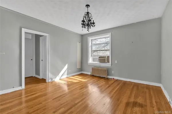 5142 30th AVE #5I, Woodside, NY 11377