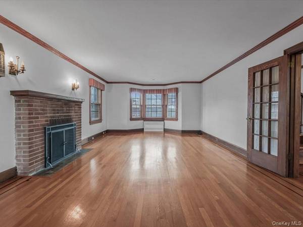 2807 157th ST, Flushing, NY 11354