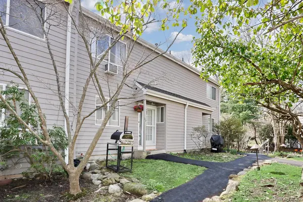 68 Hickory Hill LN, Tappan, NY 10983