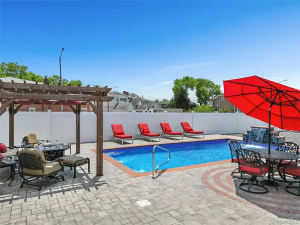 155-30 99th ST, Howard Beach, NY 11414