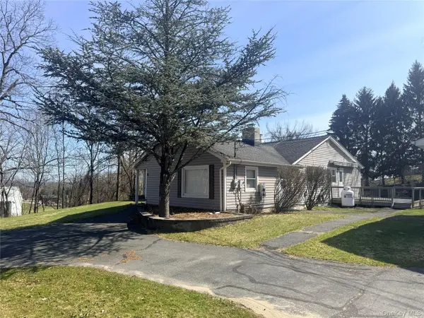 77 Upper rd RD, Middletown, NY 10940