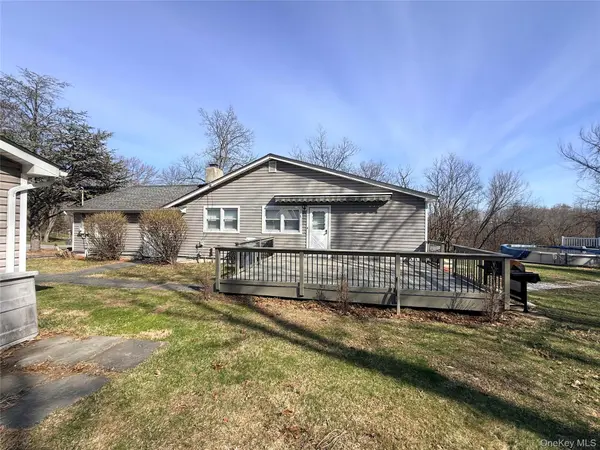 77 Upper rd RD, Middletown, NY 10940