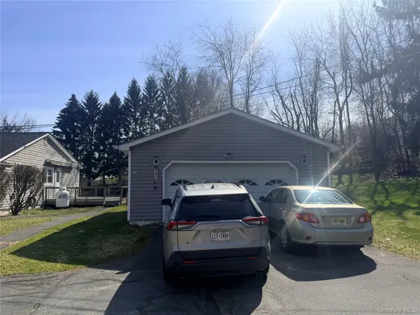 77 Upper rd RD, Middletown, NY 10940