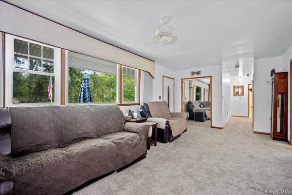 7 Hujay TER, Wappingers Falls, NY 12590