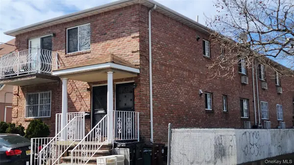 6116 161st ST, Flushing, NY 11365