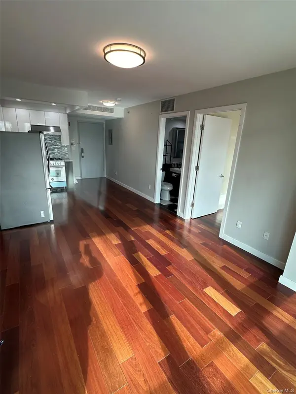 14238 37TH AVE #11D, Flushing, NY 11354