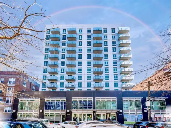 14238 37TH AVE #11D, Flushing, NY 11354