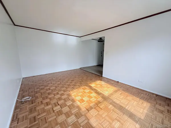83-55 Woodhaven BLVD #2B, Woodhaven, NY 11421