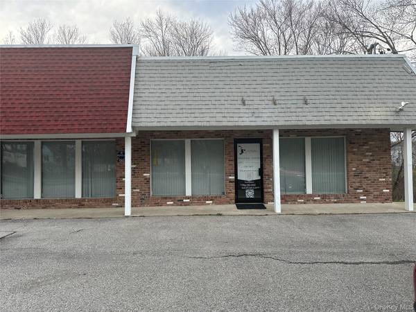 1363 RT 9G, Hyde Park, NY 12538