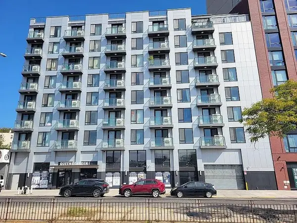 70-65 Queens BLVD #3L, Woodside, NY 11377