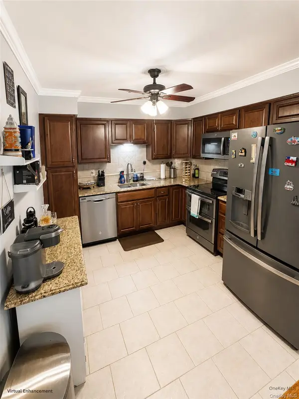 175 Main AVE #149, Wheatley Heights, NY 11798