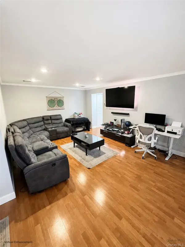 175 Main AVE #149, Wheatley Heights, NY 11798