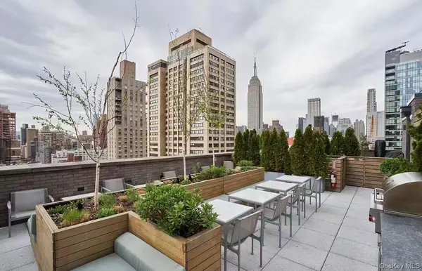 591 3rd AVE #17A, New York (manhattan), NY 10016