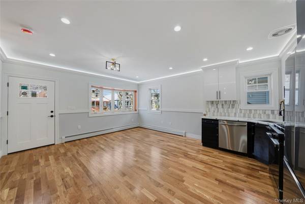 140-51 169th ST, Jamaica, NY 11434