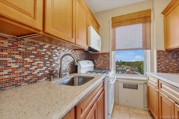 84-49 168th ST #4S, Jamaica Hills, NY 11432