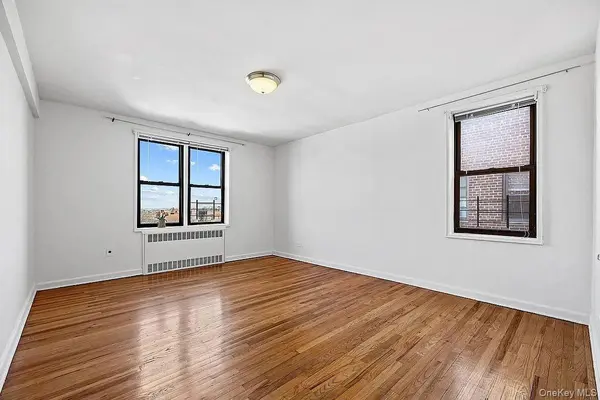 9963 66th AVE #F11, Rego Park, NY 11374