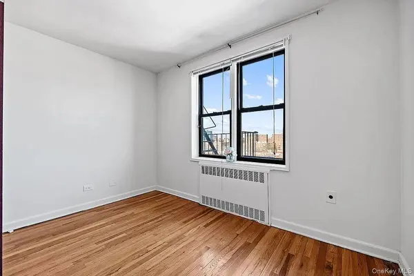9963 66th AVE #F11, Rego Park, NY 11374