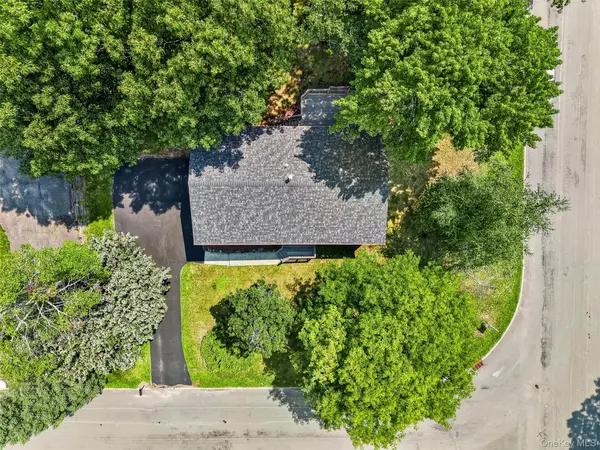 22 Cambridge CIR, Monroe, NY 10950