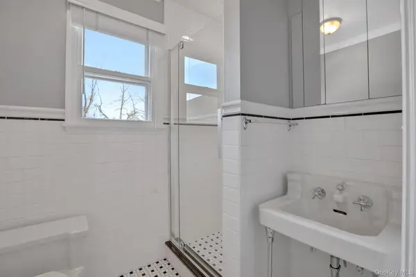 411 Albany AVE, Kingston, NY 12401