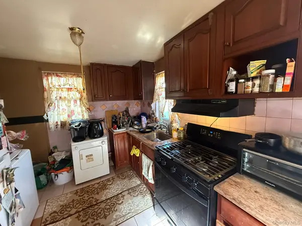 3814 Secor AVE, Bronx, NY 10466