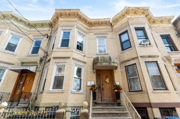 1842 Norman ST, Ridgewood, NY 11385