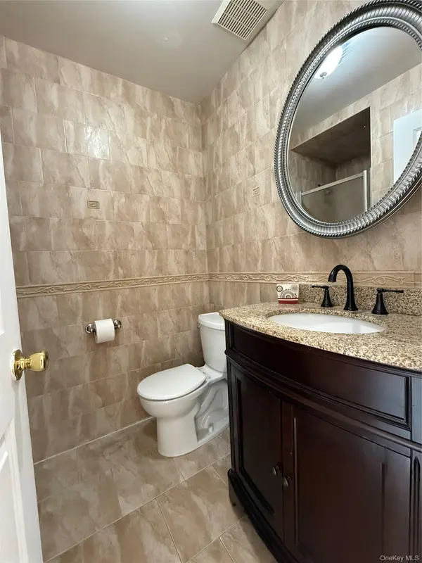 16220 104th ST, Howard Beach, NY 11414