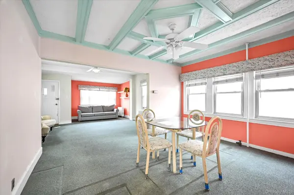 32-17 Murray ST, Flushing, NY 11354