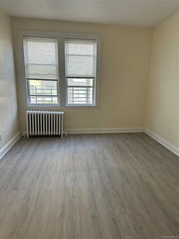 710 E 211th ST, Bronx, NY 10467