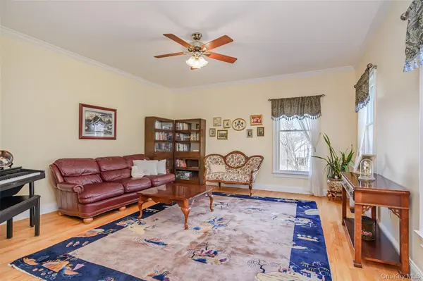 17 Weldon Woods Connecticut RD, New Fairfield, CT 06812