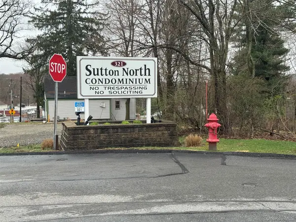 321 Titusville RD #E91, Poughkeepsie, NY 12603