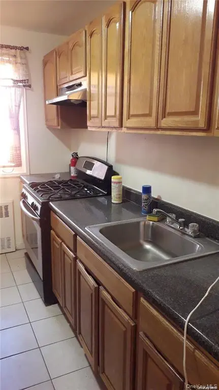 131-11 Kew Gardens #6N, Richmond Hill, NY 11418