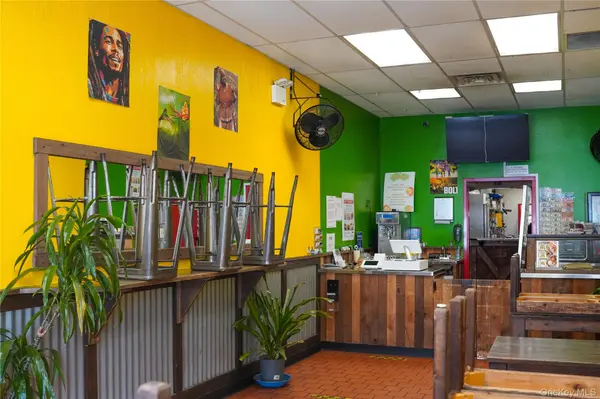 2049 Williamsbridge, Bronx, NY 10461