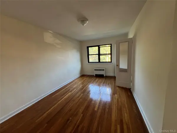 203-07 35th AVE #B, Bayside, NY 11361