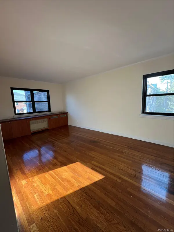 203-07 35th AVE #B, Bayside, NY 11361